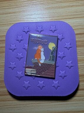Loungefly The Aristocats Movie Pin Poster+Mini Pin Folio
